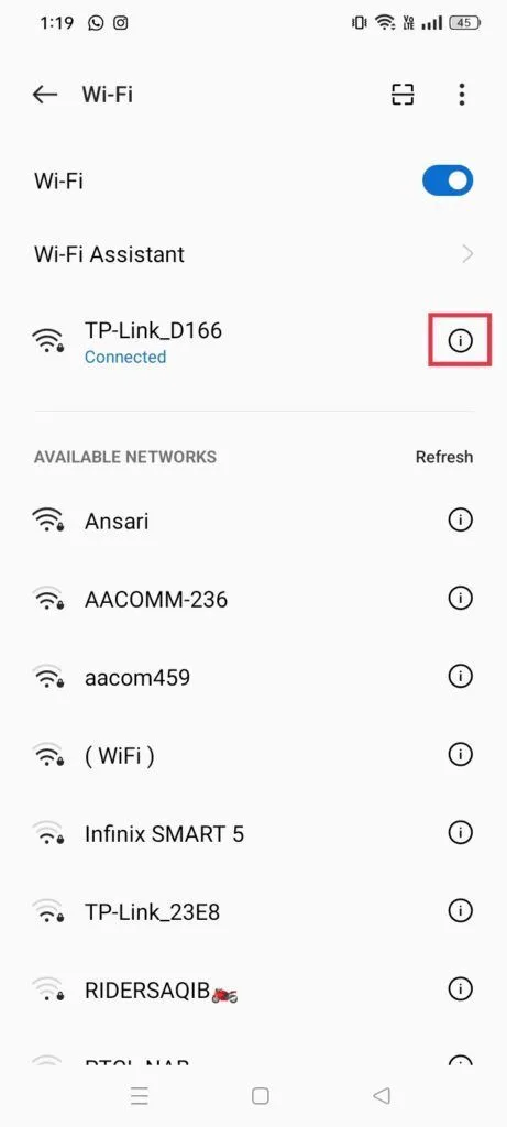 Интерфейс смартфона с подключённой Wi-Fi-сетью и настроенным прокси / Smartphone interface showing a connected Wi-Fi network with a configured proxy